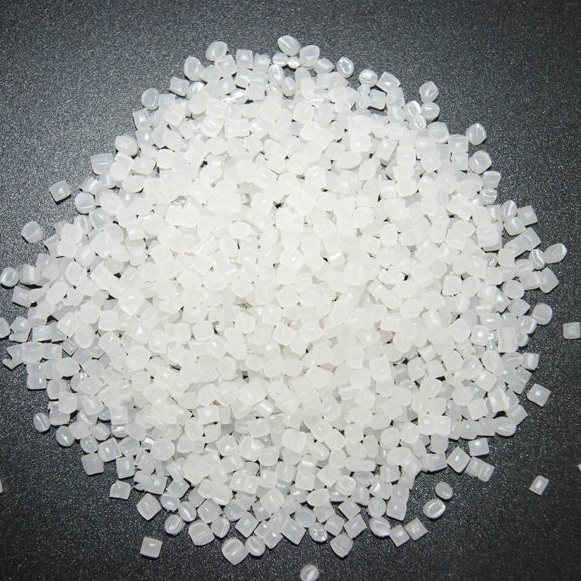 Вторичная гранула полимеров белая